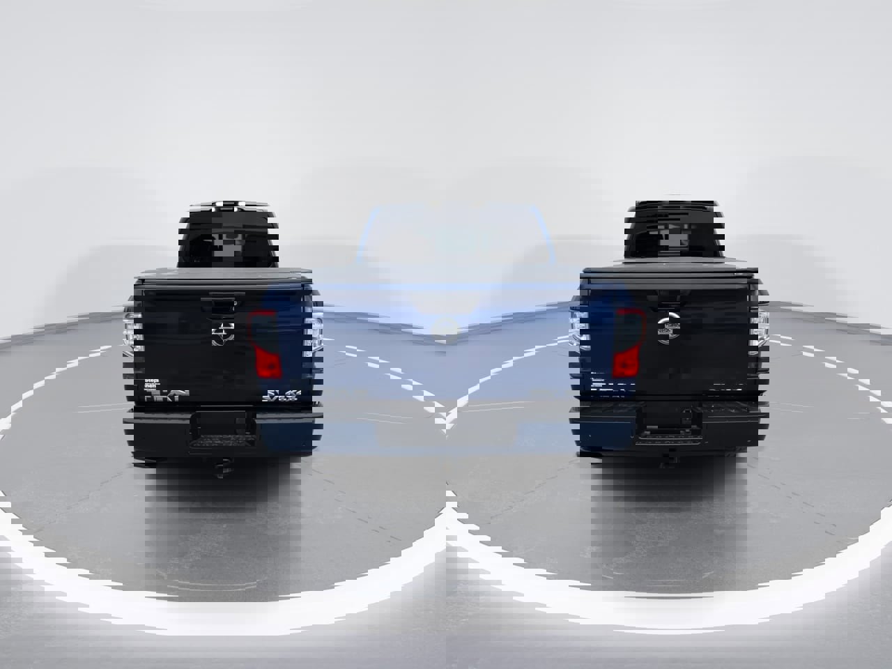 Used 2021 Nissan Titan SV w/ SV Convenience Package image 16