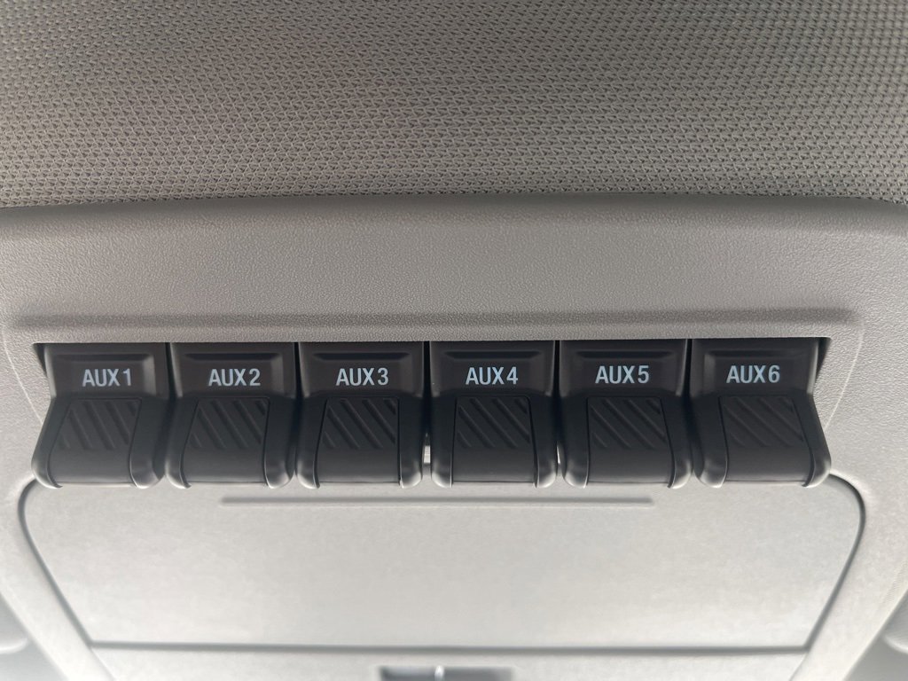 New 2025 Ford F350 XL w/ XL Chrome Package image 20