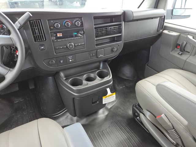 New 2026 GMC Savana 2500 w/ Driver Convenience Package RWD image 25