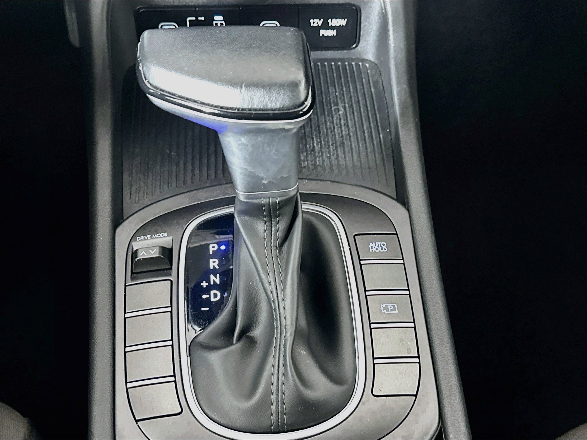Used 2025 Hyundai Kona SEL FWD image 25