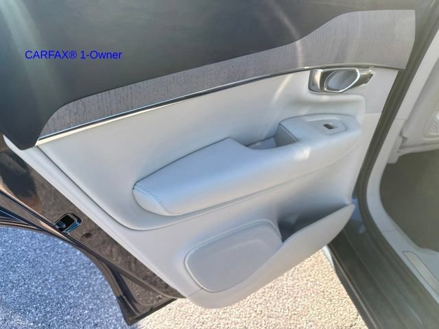 Certified 2025 Volvo XC90 T8 Plus w/ Protection Package AWD/4WD image 15
