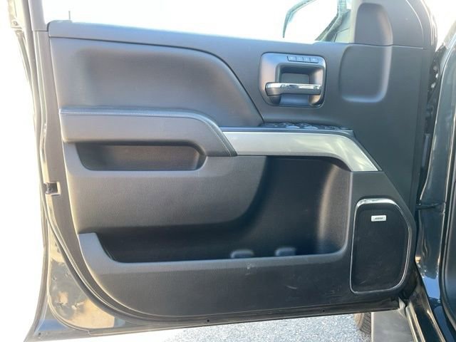 Used 2017 Chevrolet Silverado 1500 LTZ Z71 w/ LTZ Plus Package AWD/4WD image 16