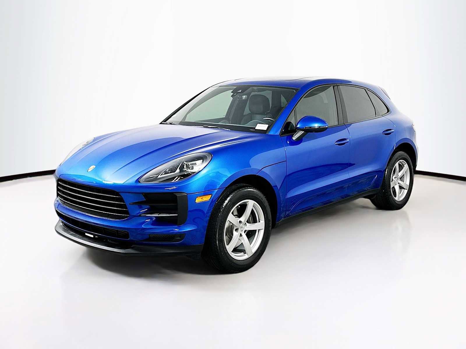 Certified 2020 Porsche Macan image 1