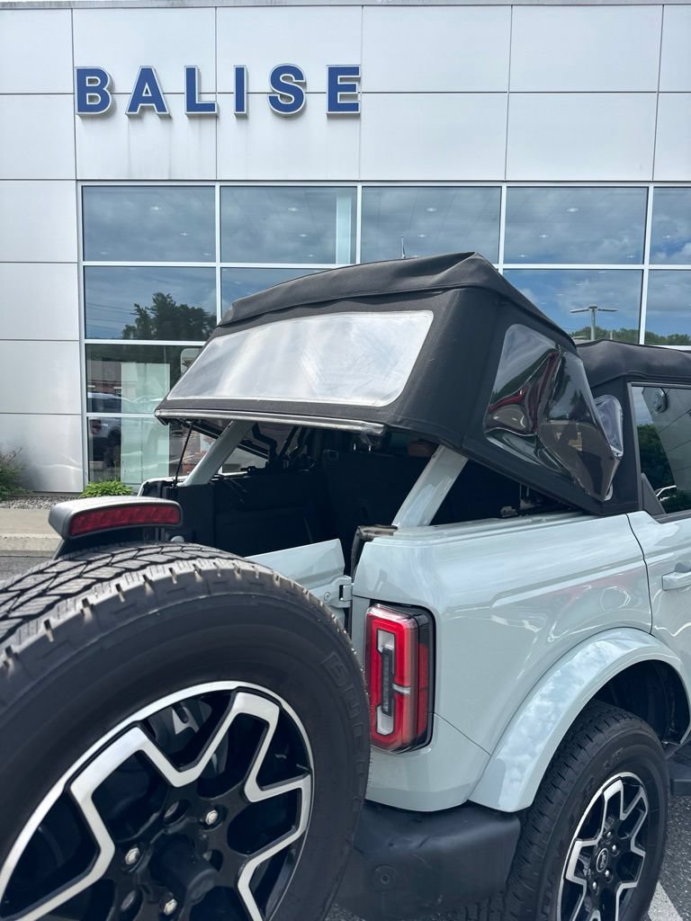 Used 2023 Ford Bronco Outer Banks AWD/4WD image 9