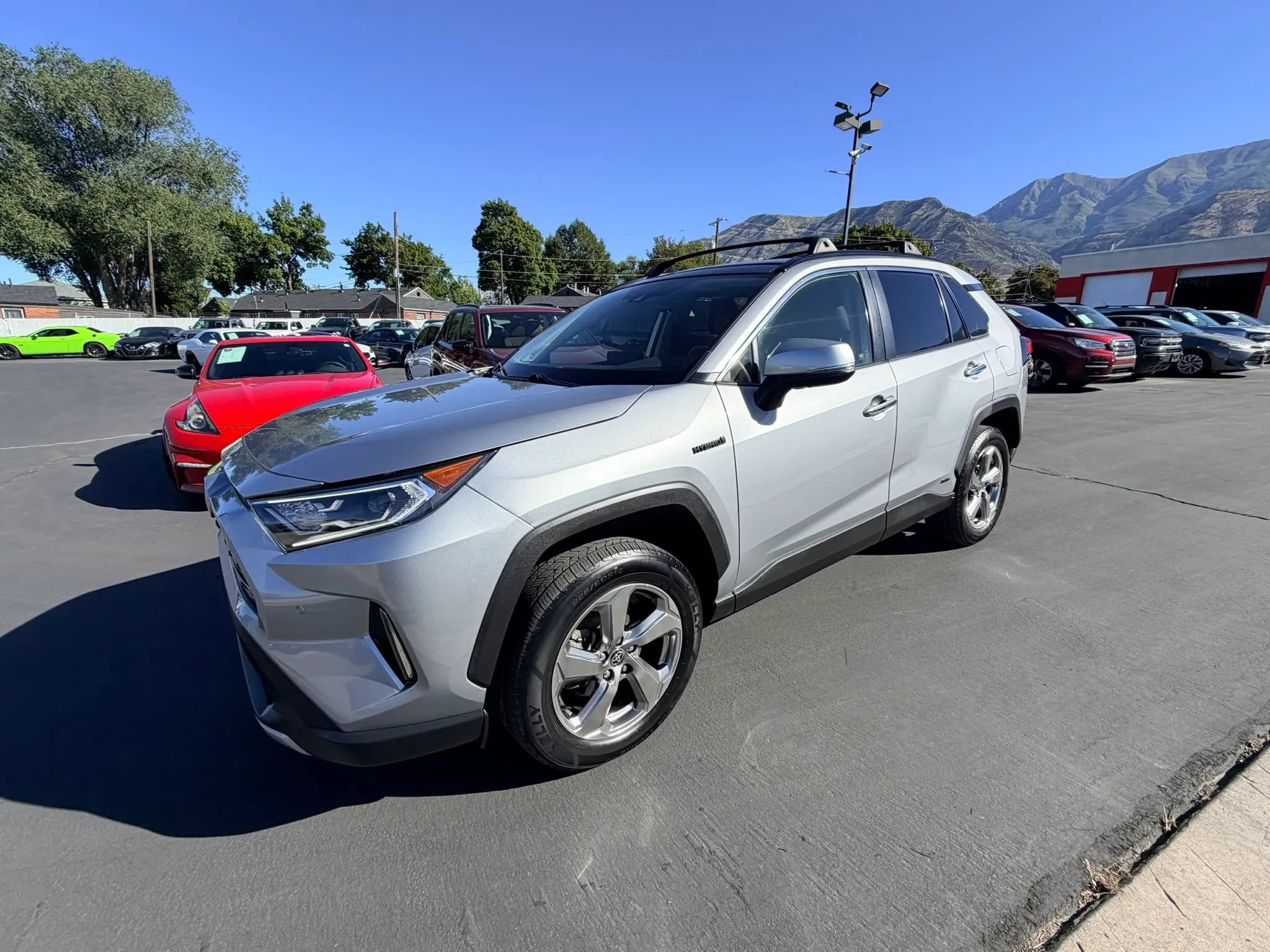 Used 2021 Toyota RAV4 Limited AWD/4WD image 8