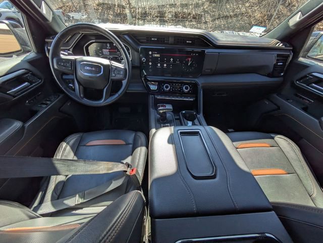 Certified 2022 GMC Sierra 1500 AT4 w/ AT4 Premium Package image 32