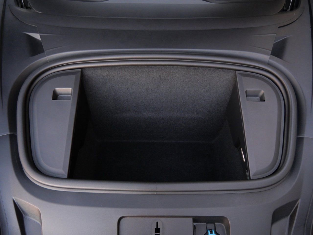 Used 2020 Porsche Taycan Turbo S image 27