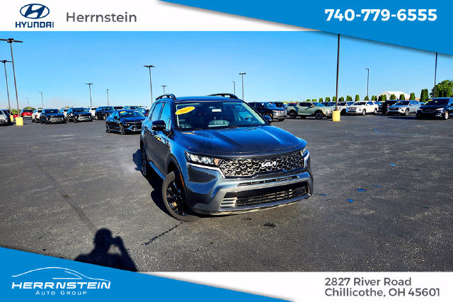 Used 2022 Kia Sorento S w/ Panoramic Sunroof Package
