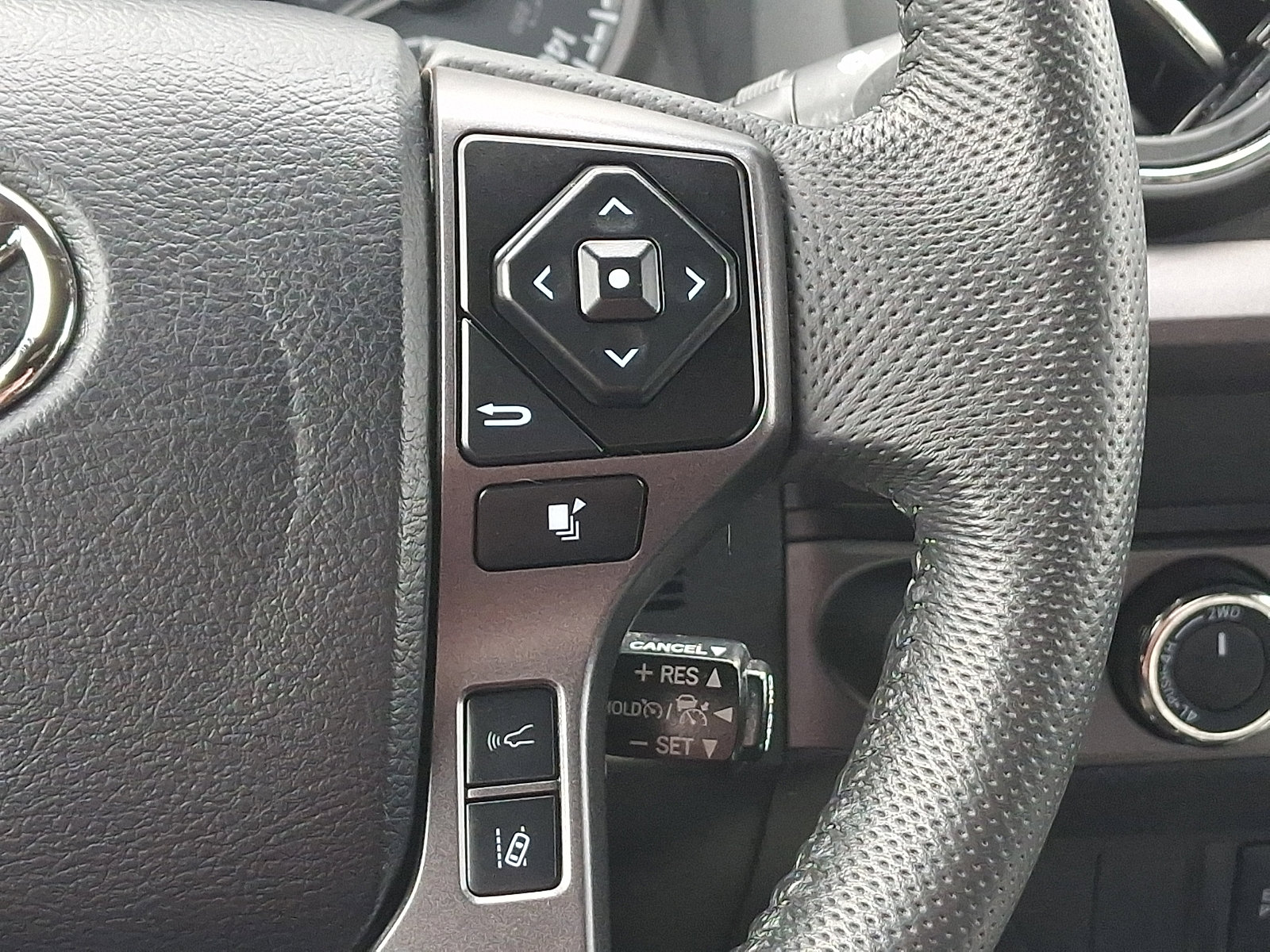 Used 2023 Toyota Tacoma TRD Off-Road image 20