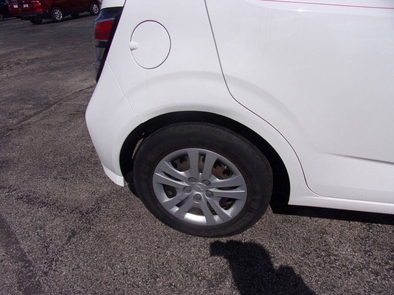 Used 2017 Chevrolet Sonic LT FWD image 14
