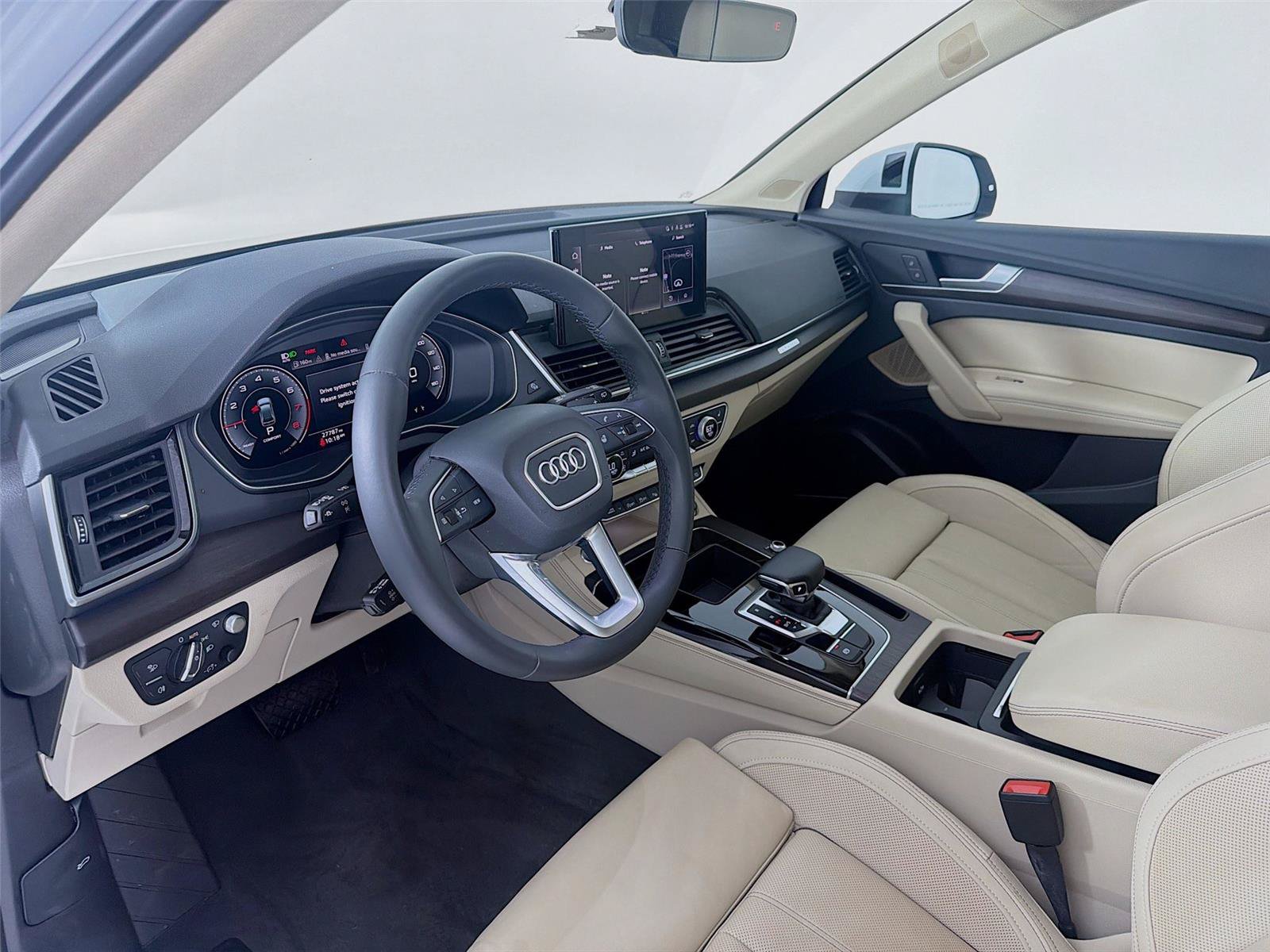 Used 2022 Audi Q5 2.0T Prestige w/ Prestige Package AWD/4WD image 4