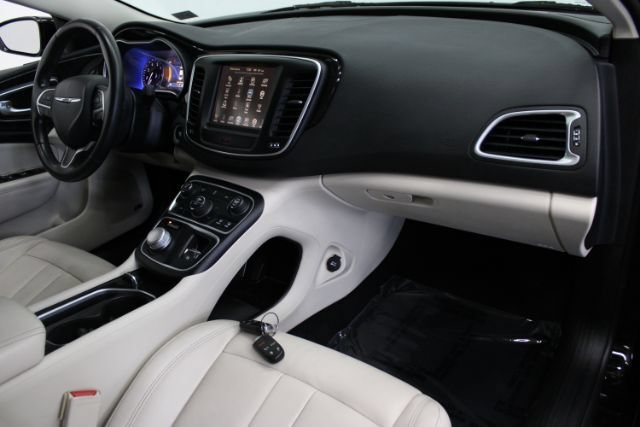 Used 2015 Chrysler 200 C w/ Navigation & Sound Group I FWD image 22