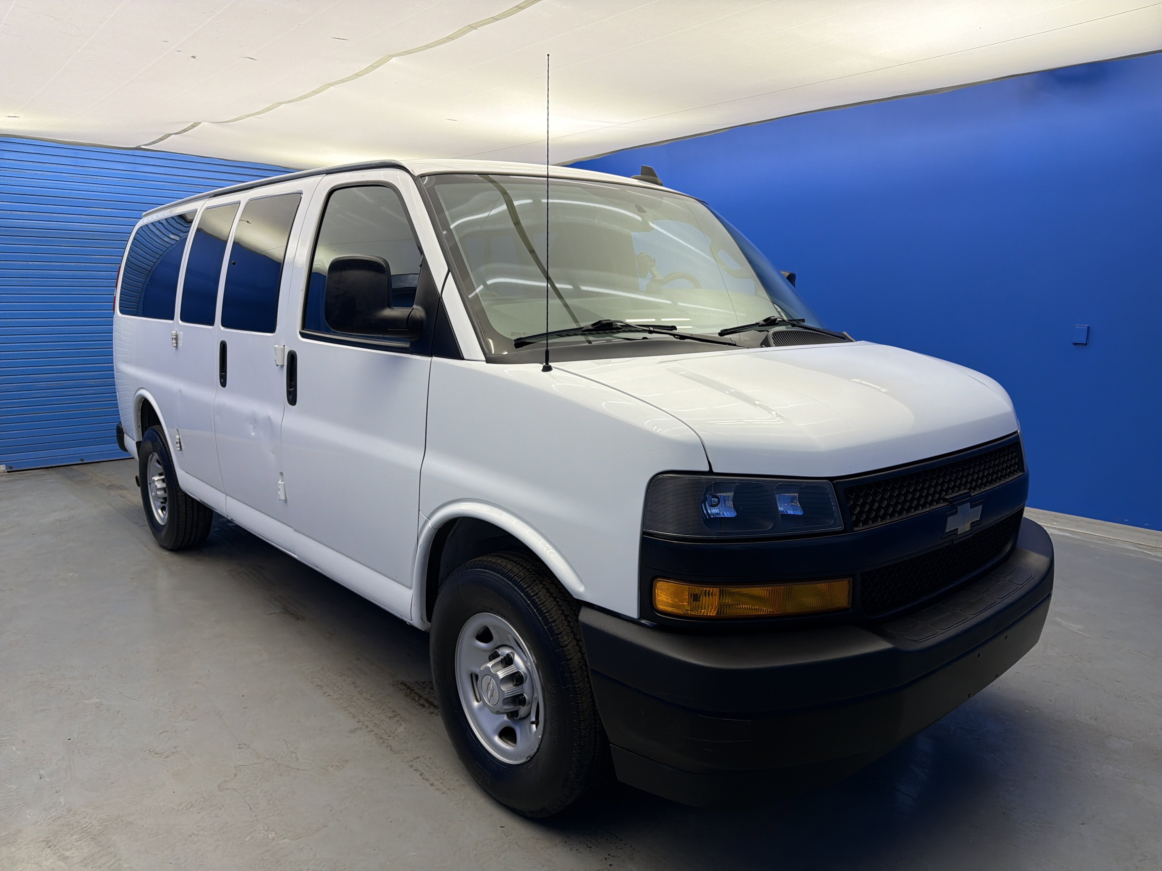 Used 2019 Chevrolet Express 3500 LS image 5
