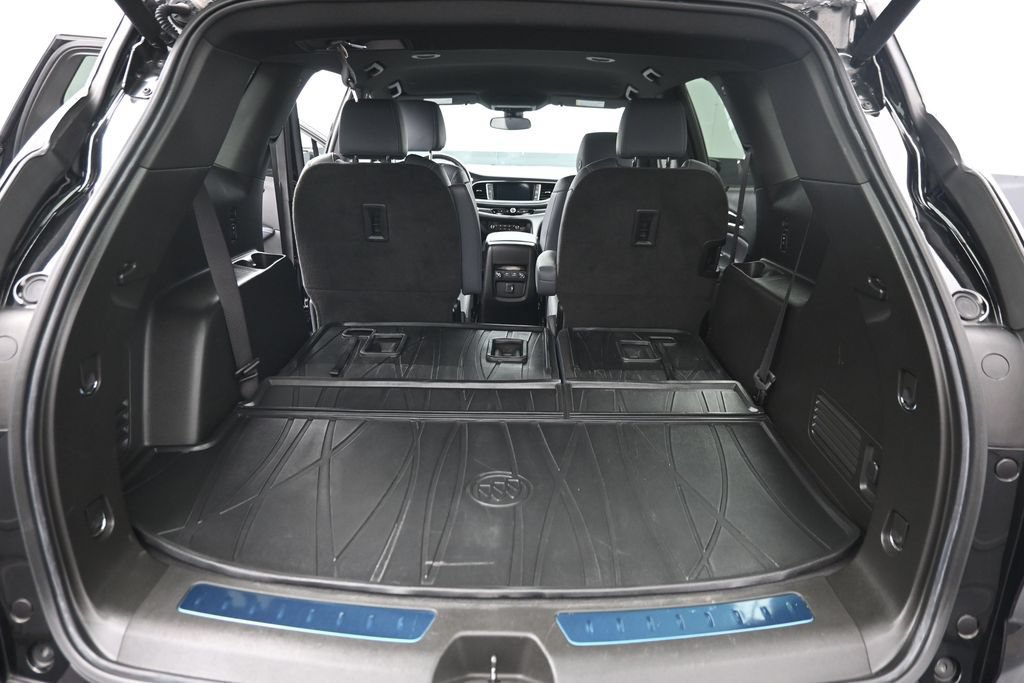 Used 2022 Buick Enclave Essence w/ LPO, Floor Liner Package AWD/4WD image 29