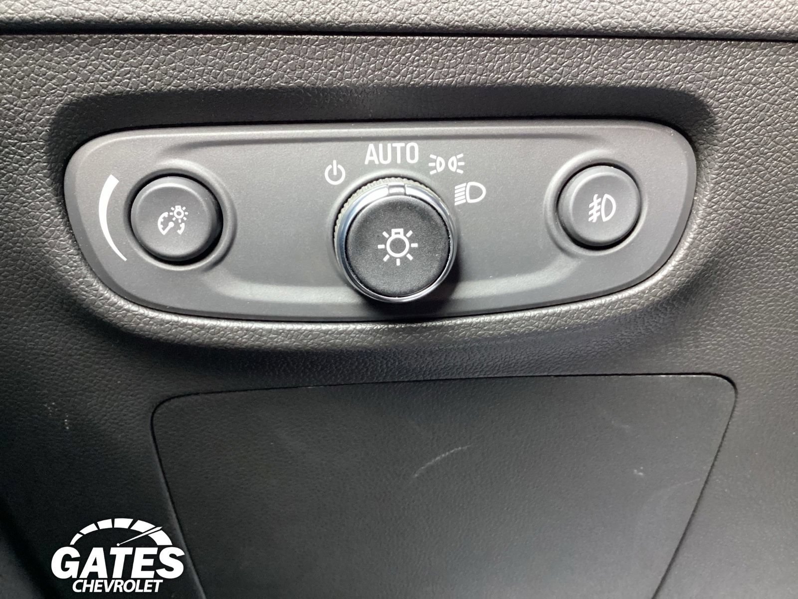 Used 2023 Buick Encore GX Preferred w/ Cold Weather Comfort Package AWD/4WD image 21