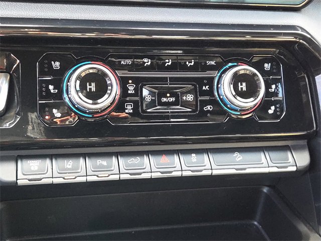 Used 2024 GMC Sierra 2500 AT4 w/ AT4 Premium Plus Package image 26