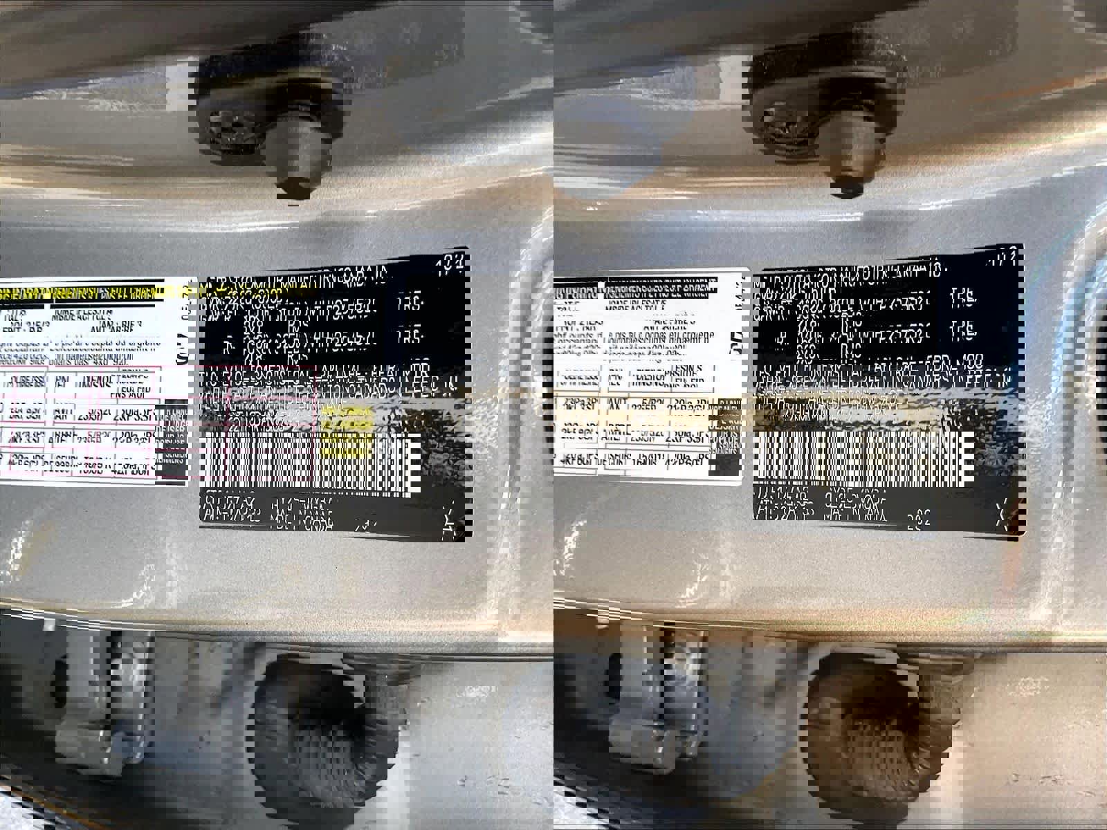 Used 2022 Lexus RX 450h AWD w/ Premium Package image 34