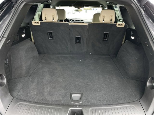 Used 2017 Cadillac XT5 FWD image 22