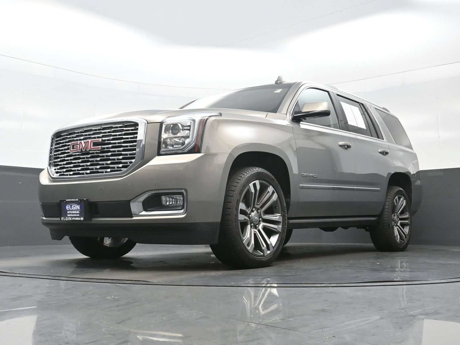 Used 2019 GMC Yukon Denali w/ Denali Ultimate Package AWD/4WD image 29