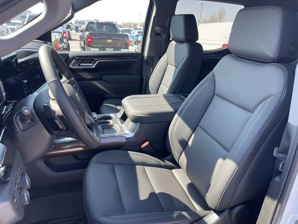 New 2026 Chevrolet Silverado 1500 LT Trail Boss w/ Convenience Package II AWD/4WD image 11