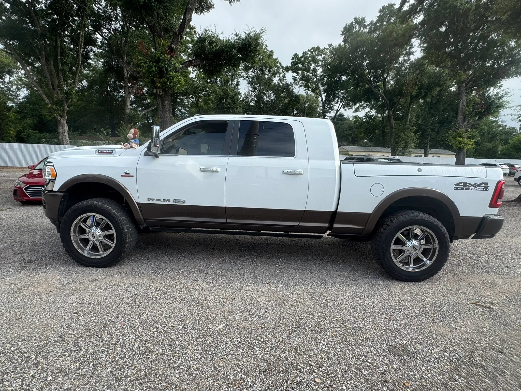 Used 2019 RAM 2500 Limited AWD/4WD image 3