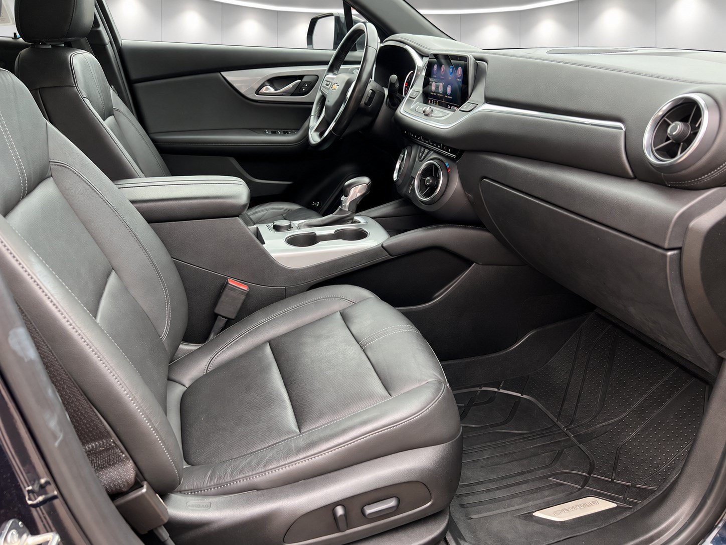 Used 2020 Chevrolet Blazer LT AWD/4WD image 27