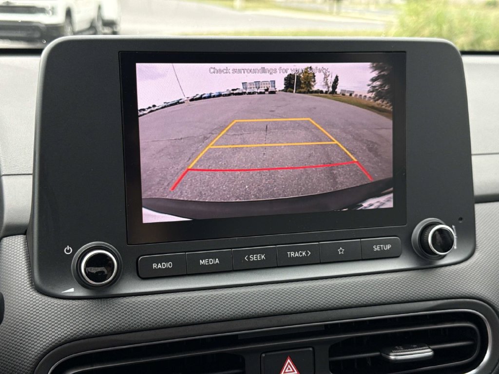 Used 2023 Hyundai Kona SEL AWD/4WD image 5