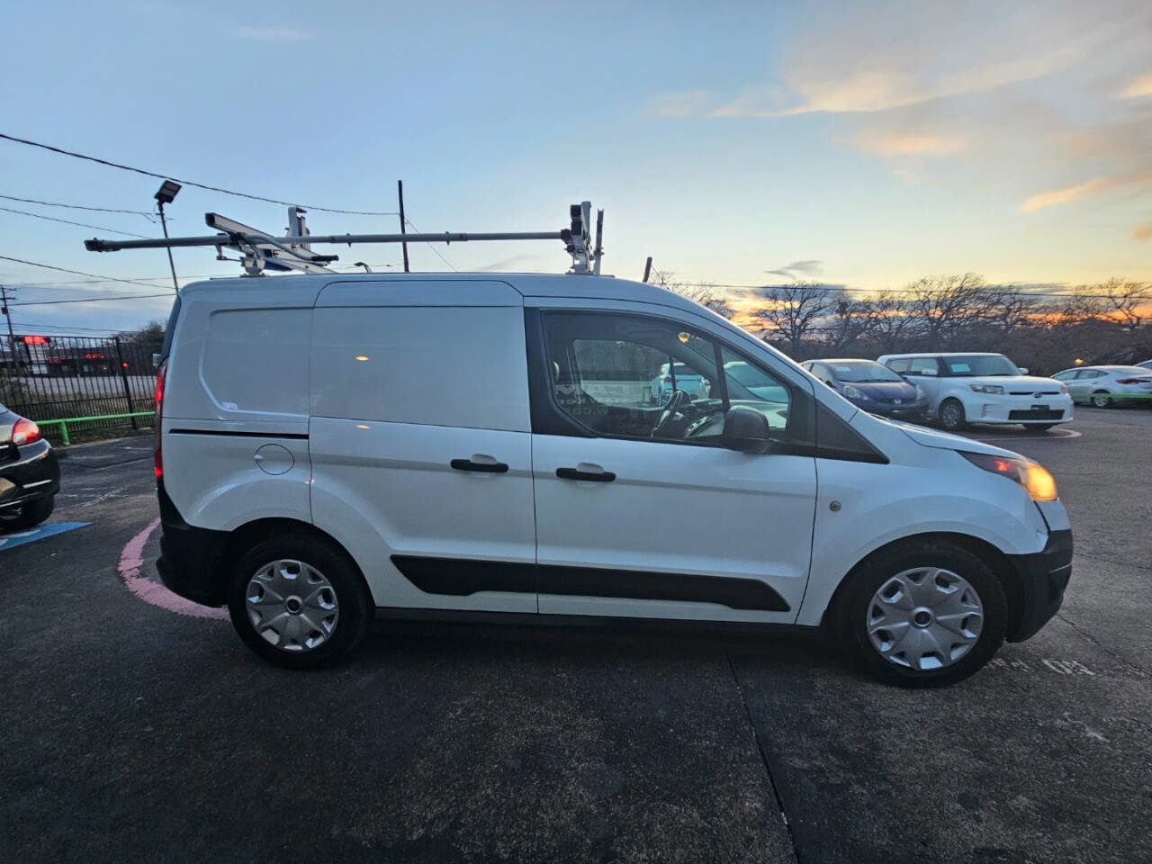Used 2015 Ford Transit Connect XL FWD image 12