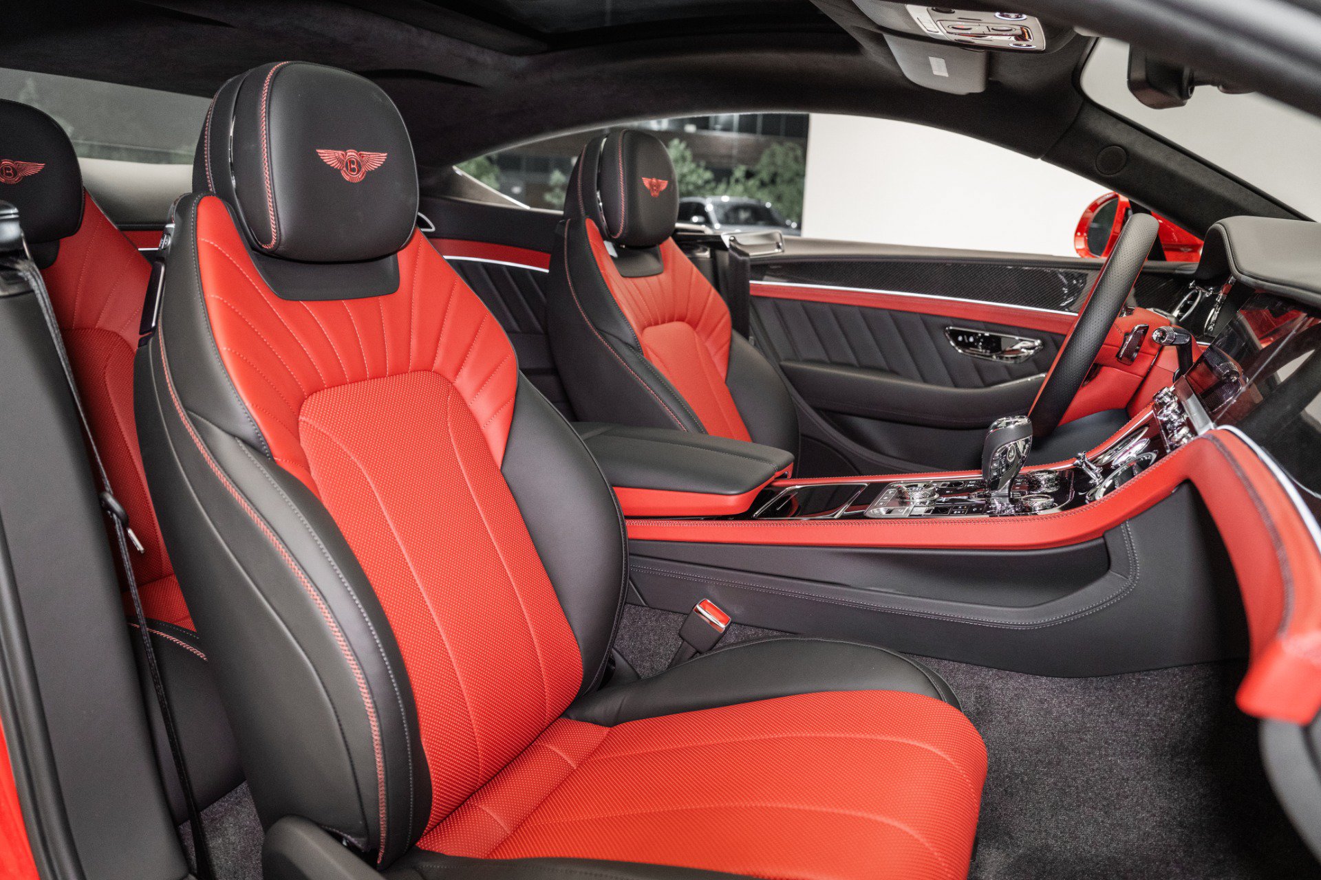 New 2024 Bentley Continental GT V8 AWD/4WD image 19