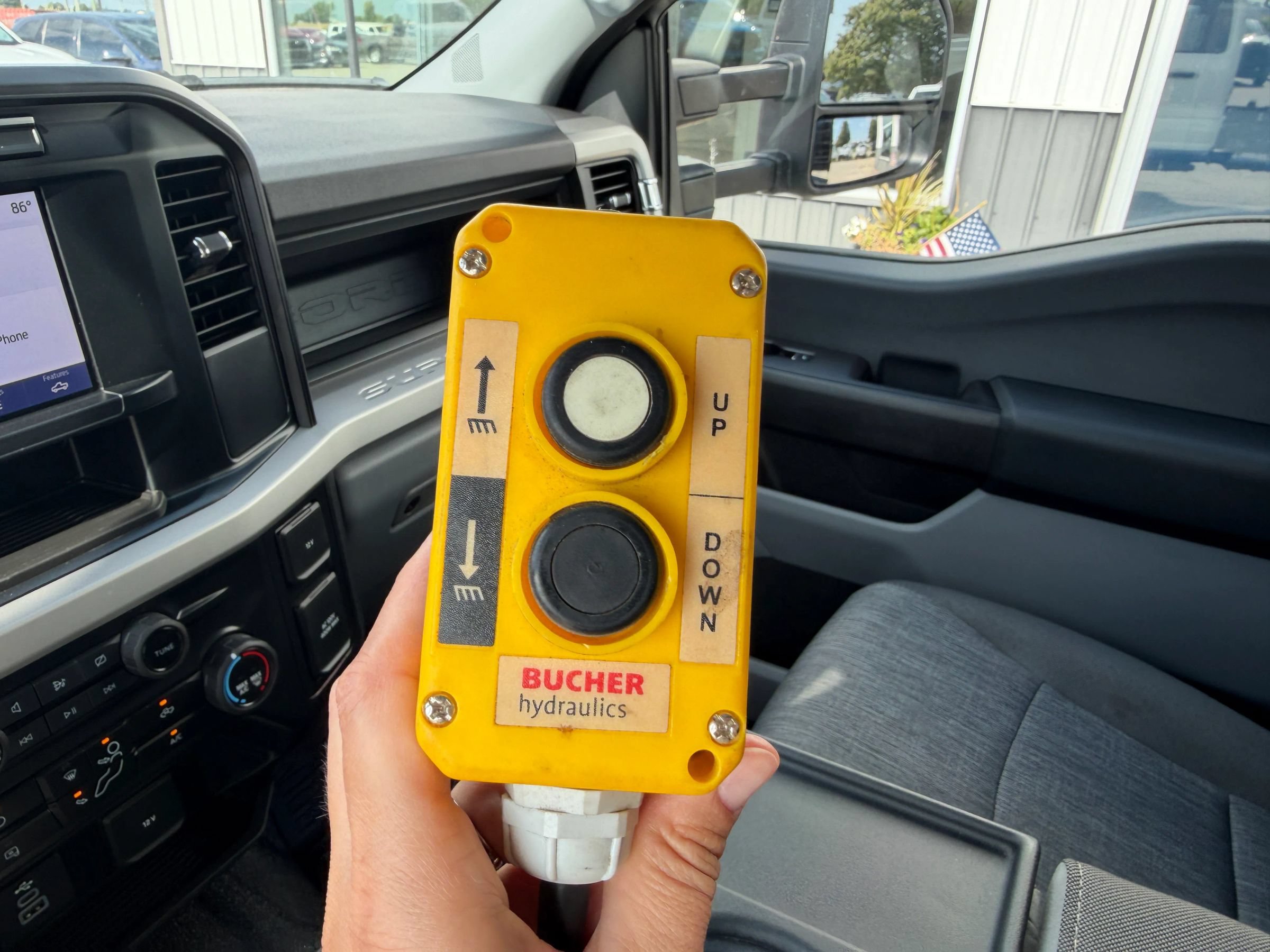 Used 2024 Ford F550 4x4 Regular Cab Super Duty image 19