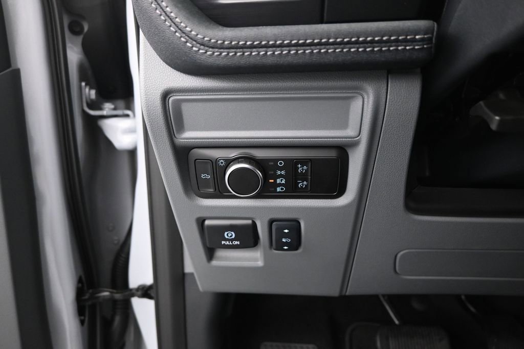 New 2025 Ford F150 Lightning Flash AWD/4WD image 12