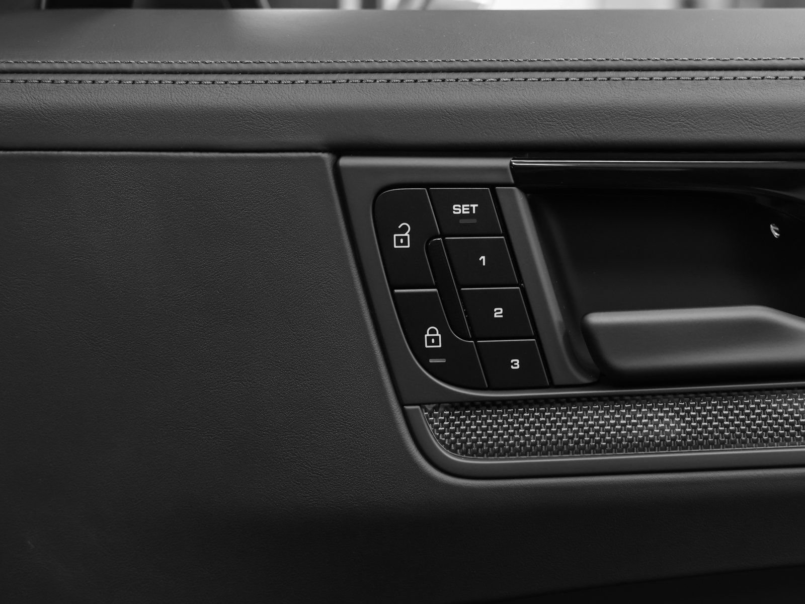 New 2026 Porsche Cayenne GTS image 21