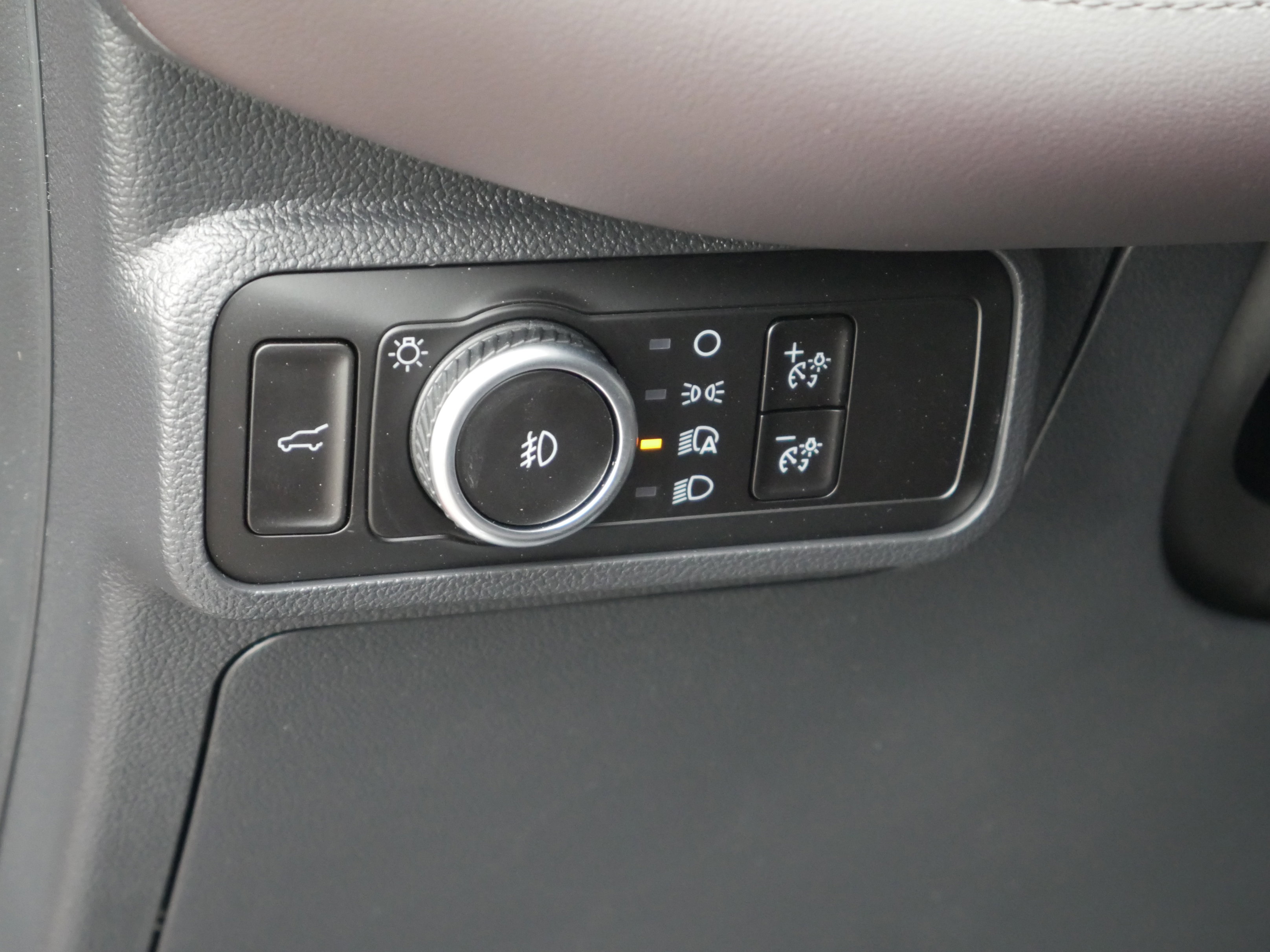 New 2026 Ford Explorer Platinum AWD/4WD image 6