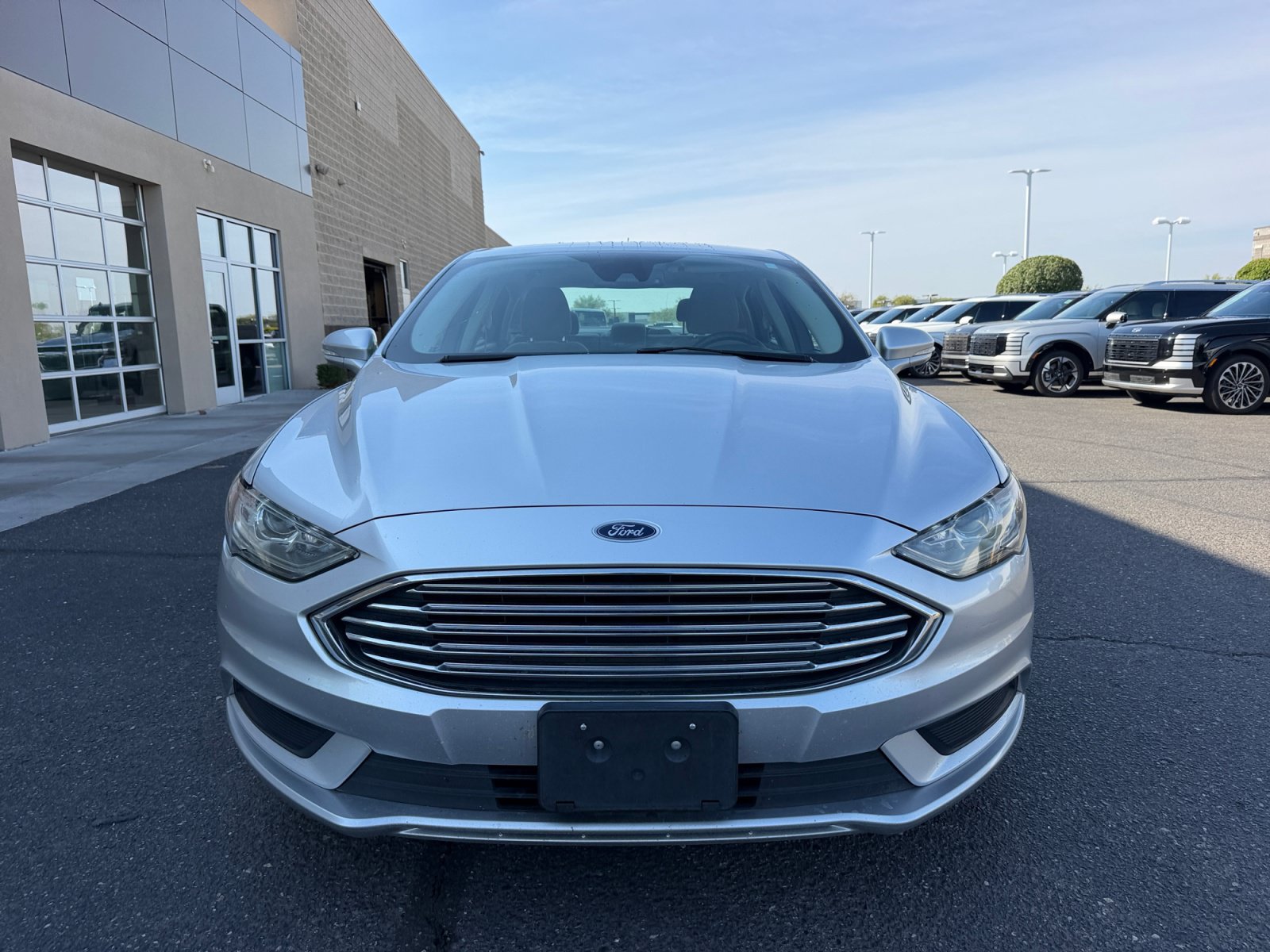 Used 2018 Ford Fusion SE FWD image 23