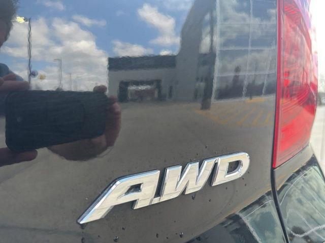 Used 2023 Honda Passport EX-L image 5