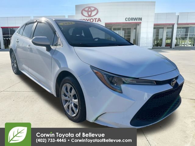 Used 2022 Toyota Corolla LE FWD image 1
