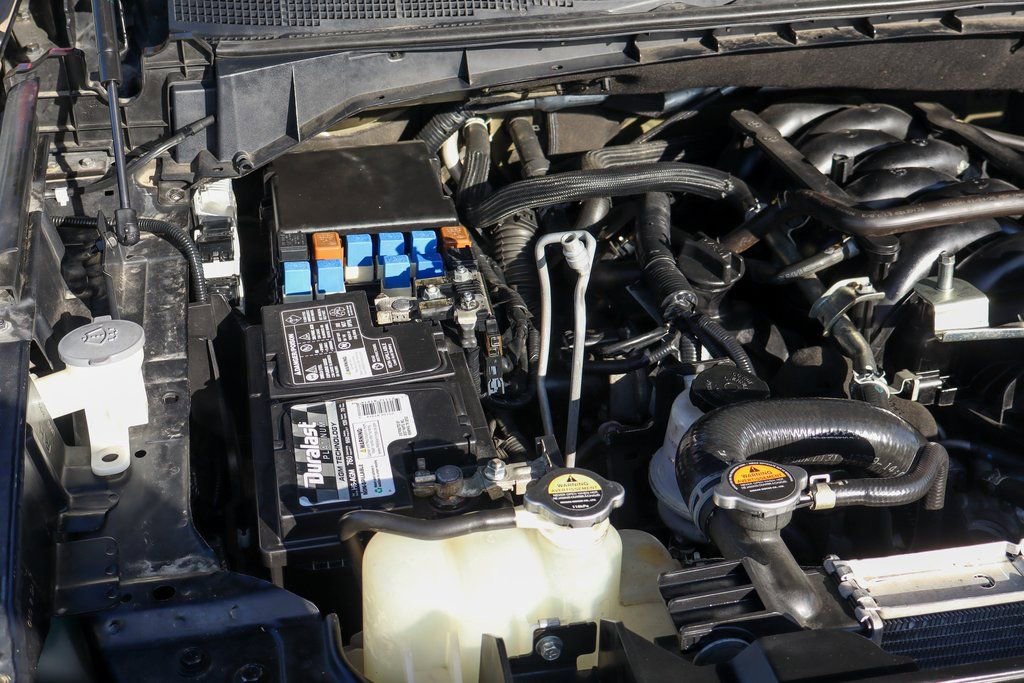 Used 2021 Nissan Titan PRO-4X w/ Pro-4x Convenience Package image 12