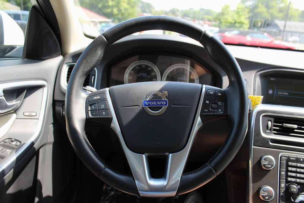 Used 2013 Volvo S60 T6 AWD/4WD image 17
