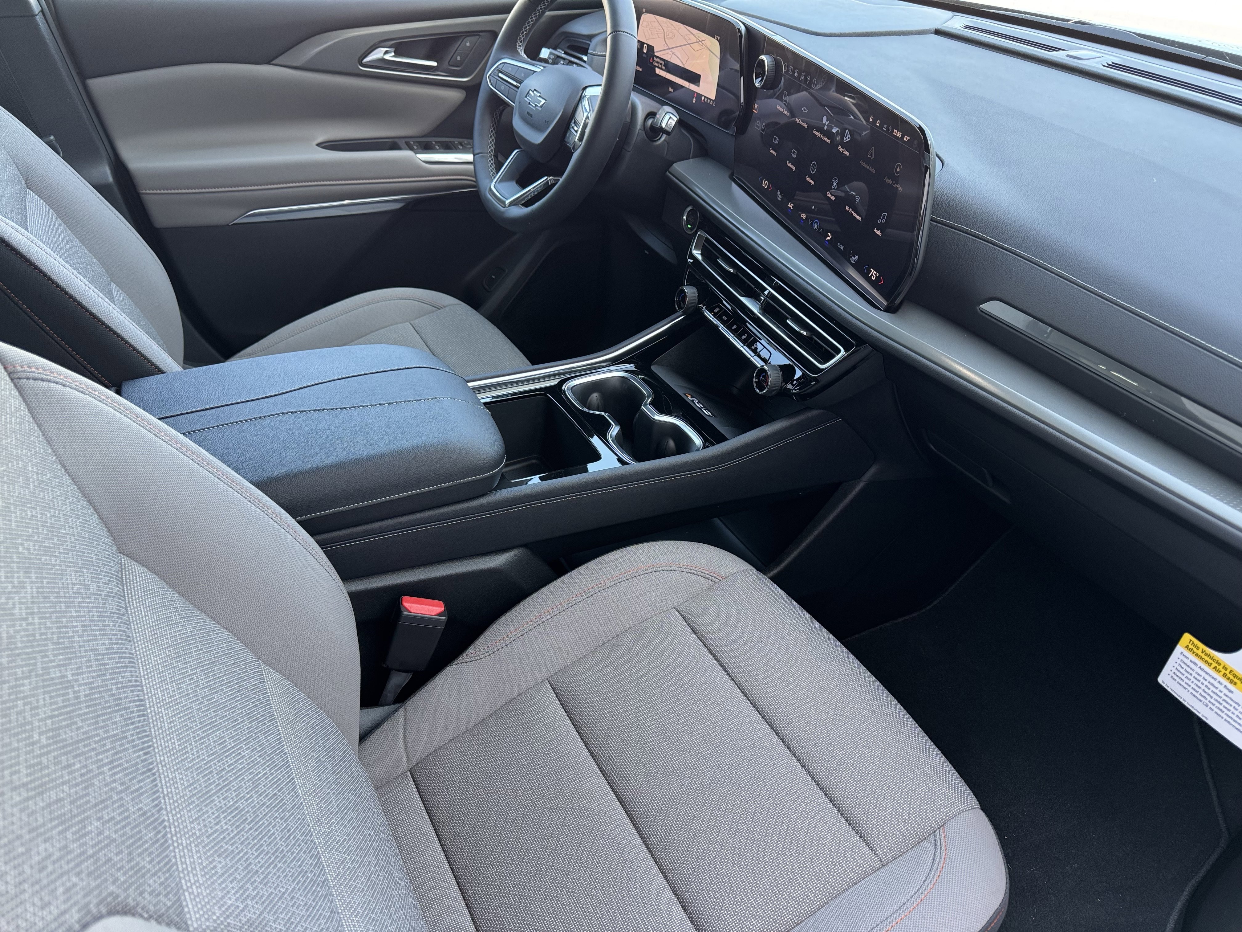 New 2026 Chevrolet Traverse LT w/ Midnight/Sport Edition FWD image 22