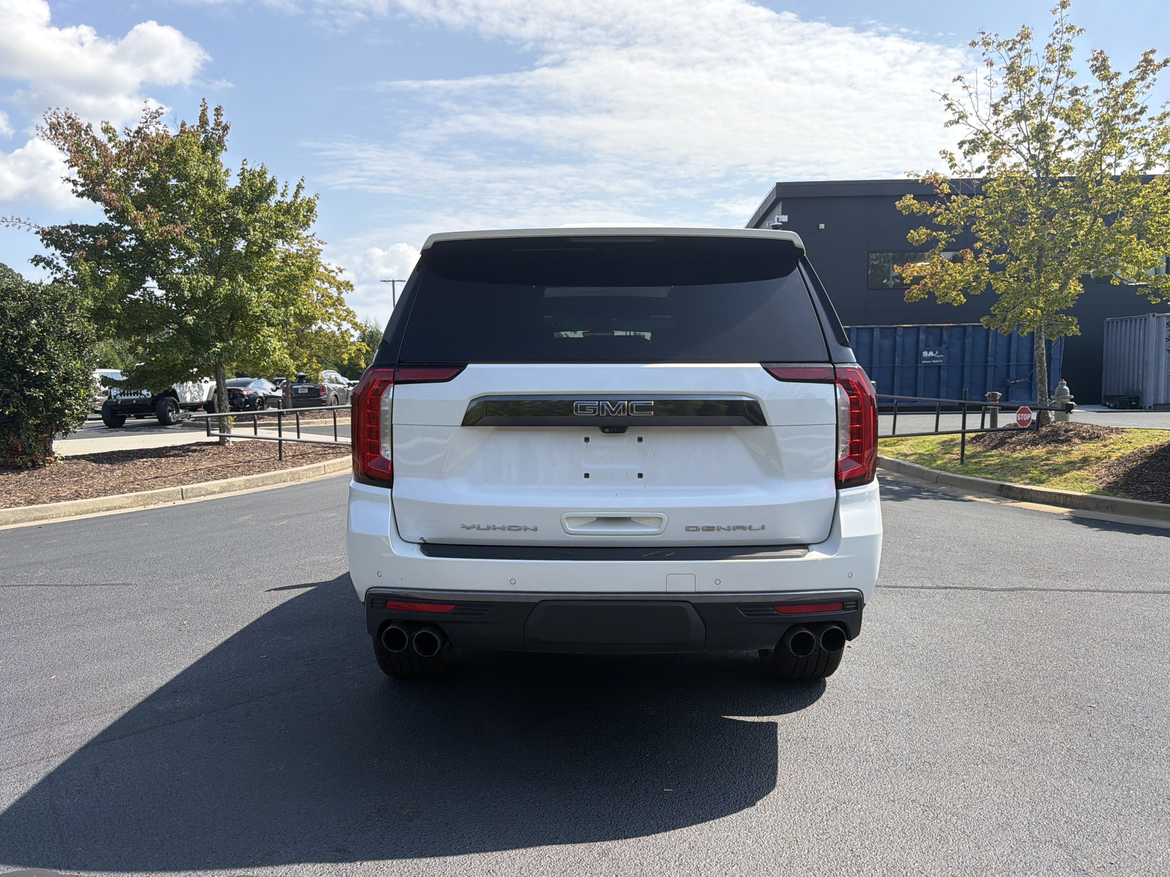 Used 2023 GMC Yukon Denali Ultimate AWD/4WD image 18