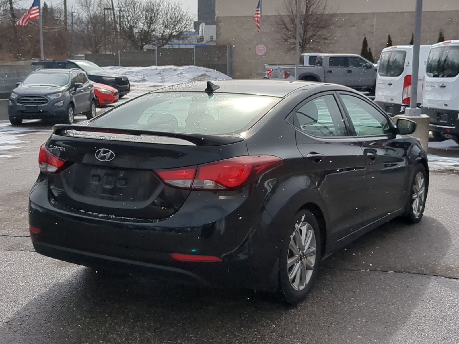 Used 2015 Hyundai Elantra SE w/ Option Group 02 image 18