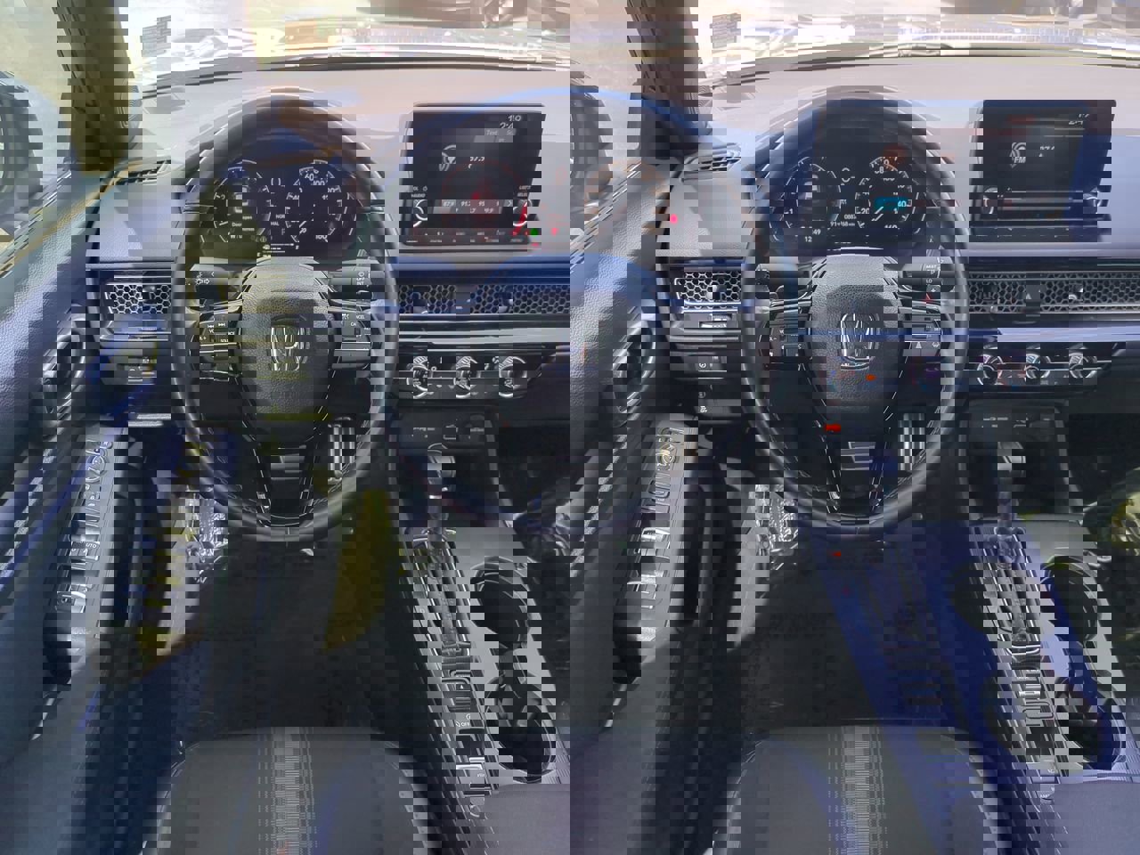 Used 2023 Honda Civic Sport image 15