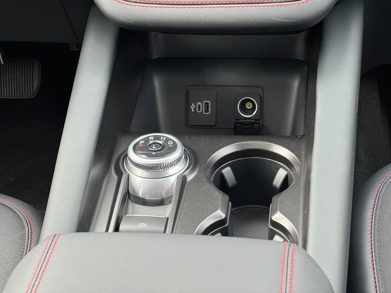 New 2026 Ford Explorer ST-Line image 10