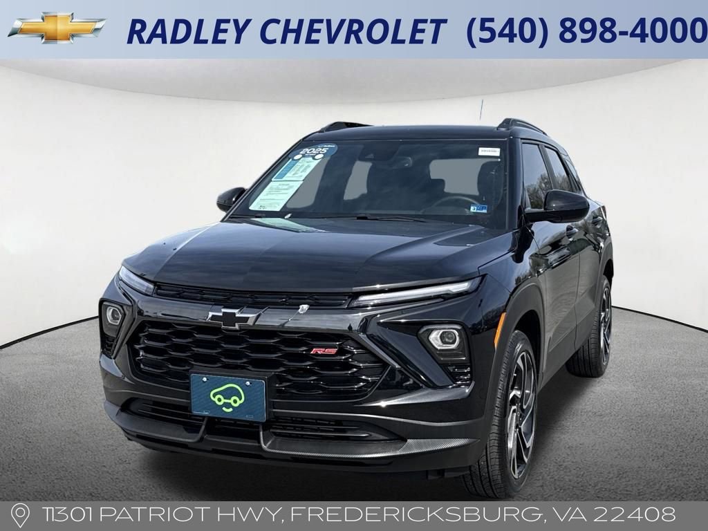 Certified 2025 Chevrolet TrailBlazer RS w/ Convenience Package image 1