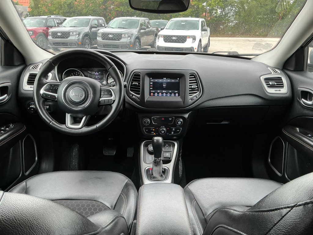 Used 2019 Jeep Compass Latitude AWD/4WD image 23