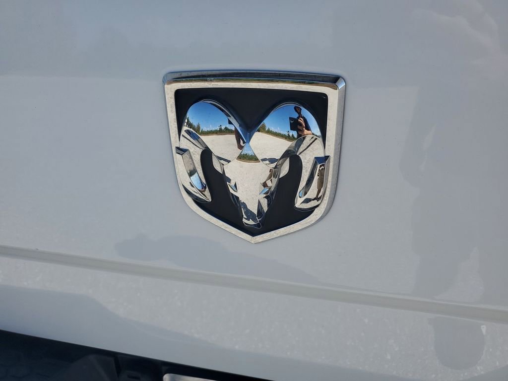 Used 2019 RAM 1500 Express w/ Express Value Package image 38