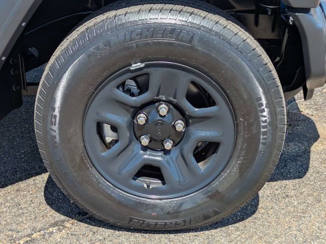 Used 2022 Jeep Wrangler Sport image 11