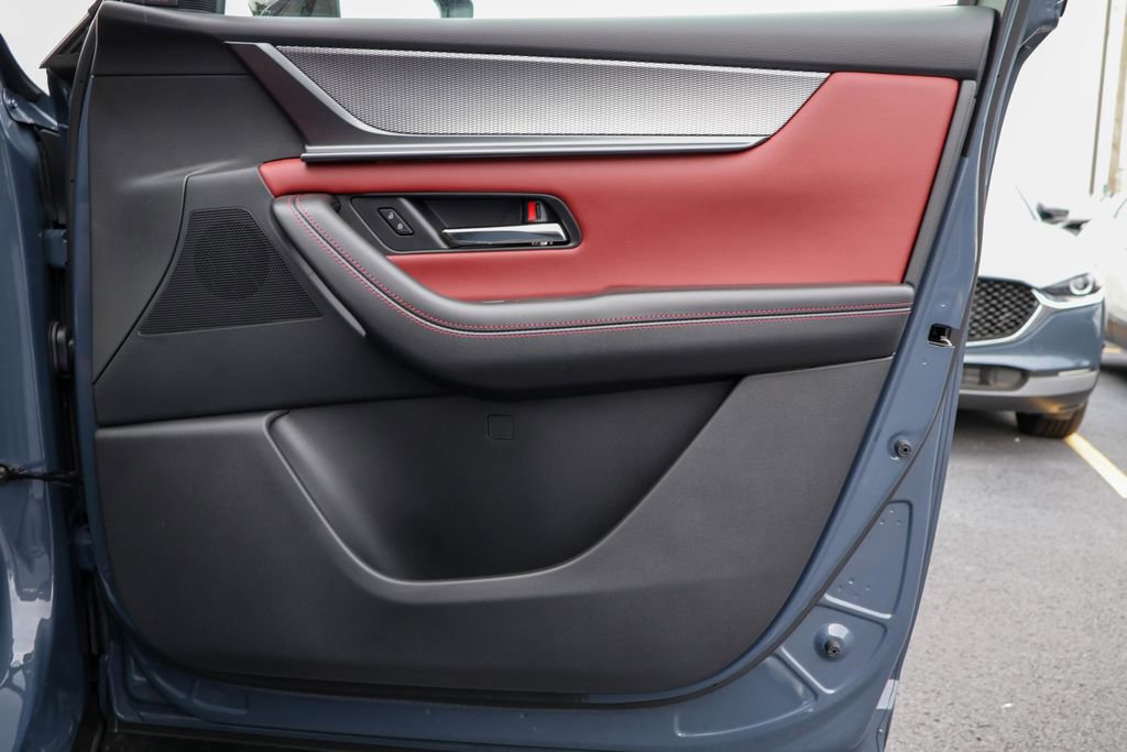 Used 2025 MAZDA CX-70 3.3 Turbo S w/ Premium Package image 42