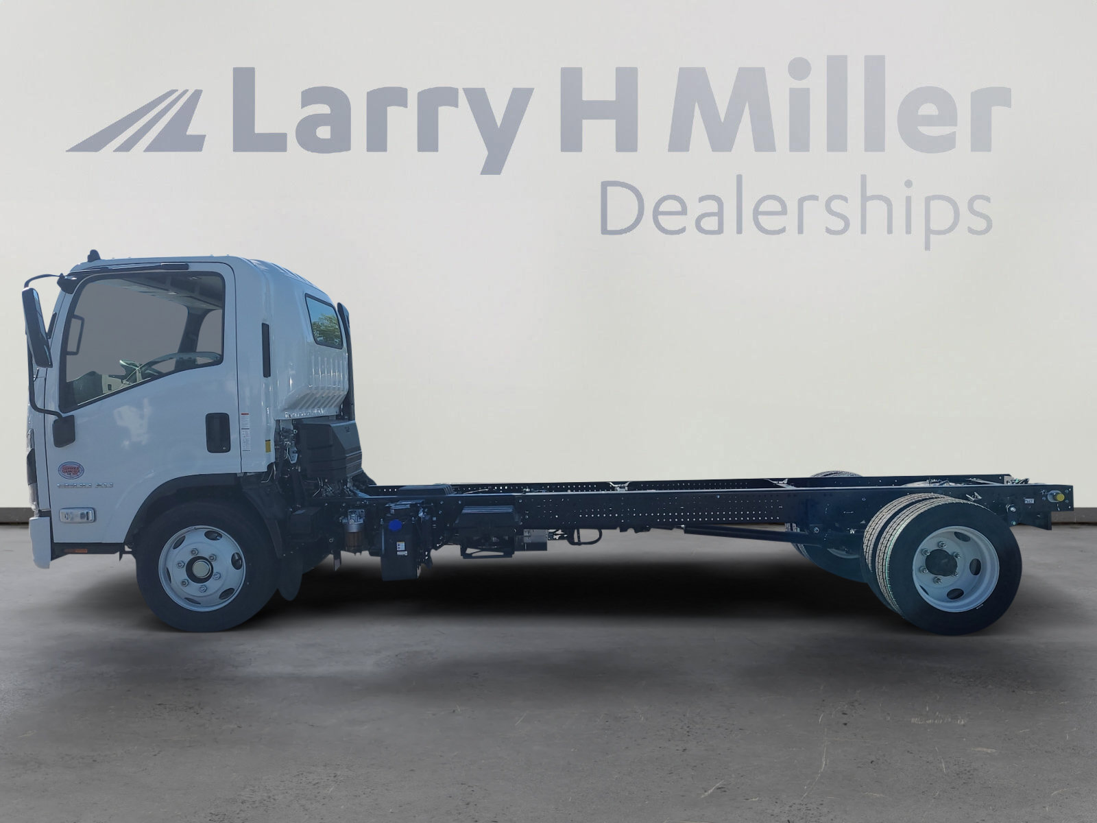 New 2025 Chevrolet Low Cab Forward 5500 XD RWD image 2