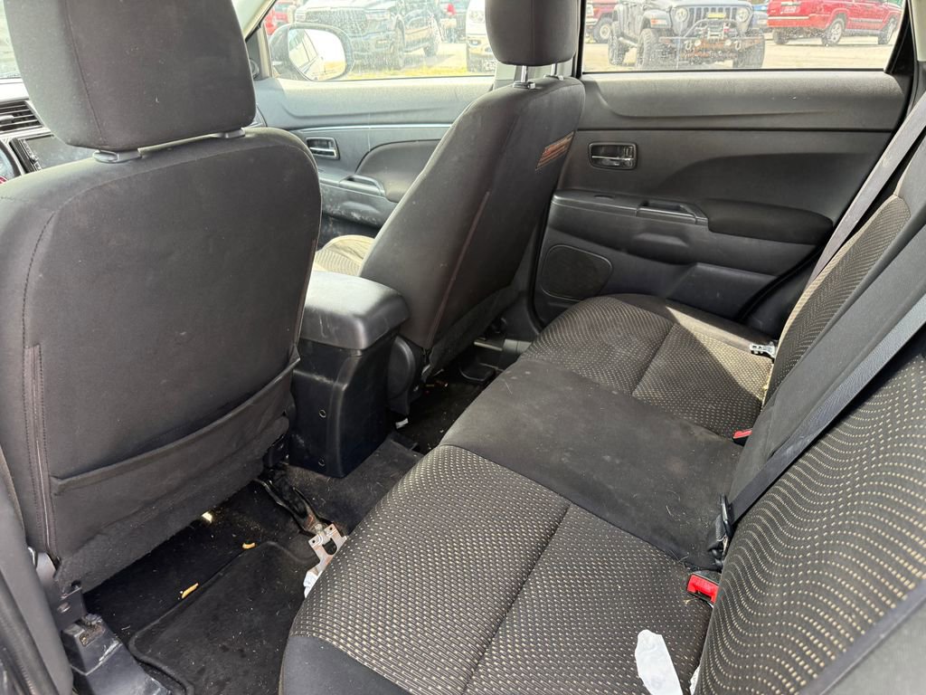 Used 2016 Mitsubishi Outlander Sport ES FWD image 8